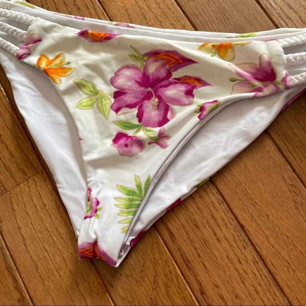 Frankie’s Bikinis Bottom